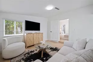 451 NE 73rd St, Miami, FL 33138 - Photo 15