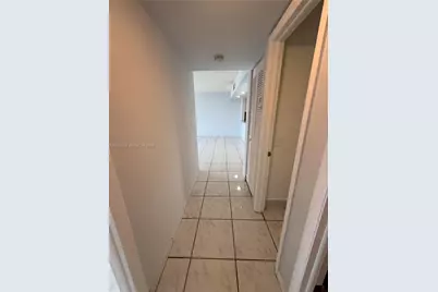 8625 NW 8th St #420, Miami, FL 33126 - Photo 23
