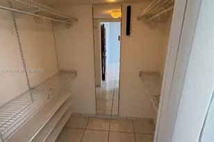 8625 NW 8th St, Miami, FL 33126 - Photo 17