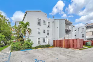 6095 W 18th Ave, Hialeah, FL 33012 - Photo 31