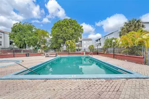 6095 W 18th Ave, Hialeah, FL 33012 - Photo 35