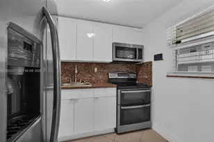 6095 W 18th Ave, Hialeah, FL 33012 - Photo 7