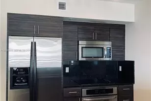 335 S Biscayne Blvd, Miami, FL 33131 - Photo 17