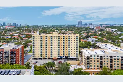 3500 Coral Way #PH111, Miami, FL 33145 - Photo 5