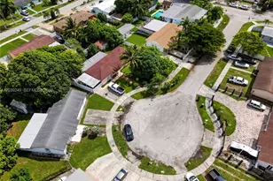 15825 SW 305th Terrace, Homestead, FL 33033 - Photo 3