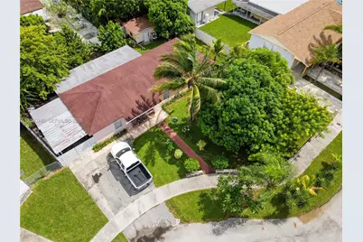 15825 SW 305th Ter, Homestead, FL 33033 - Photo 1