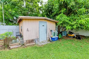 15825 SW 305th Terrace, Homestead, FL 33033 - Photo 13