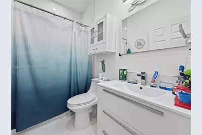 10918 NW 78th Ter, Doral, FL 33178 - Photo 15
