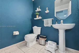 10918 NW 78th Terrace, Doral, FL 33178 - Photo 17