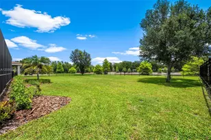 17425 Varona Pl, Lutz, FL 33548 - Photo 97