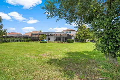 17425 Varona Pl, Lutz, FL 33548 - Photo 93