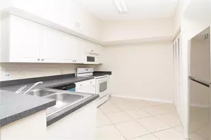 9650 NW 2nd St, Pembroke Pines, FL 33024 - Photo 3