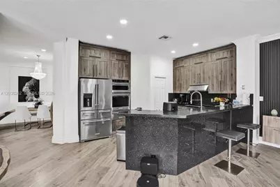 16180 SW 14th St, Pembroke Pines, FL 33027 - Photo 13