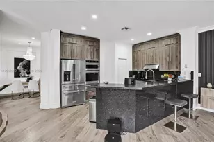 16180 SW 14th St, Pembroke Pines, FL 33027 - Photo 13