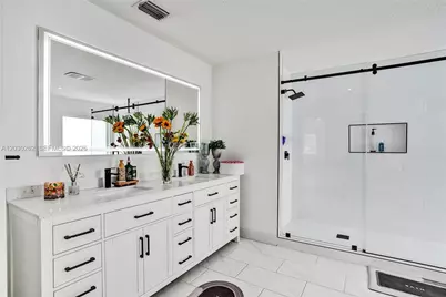 16180 SW 14th St, Pembroke Pines, FL 33027 - Photo 29