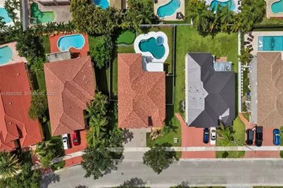 16180 SW 14th St, Pembroke Pines, FL 33027 - Photo 45