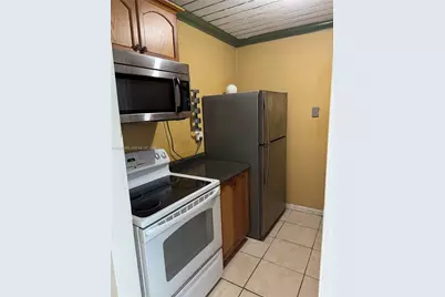 7105 W 13th Ave #403, Hialeah, FL 33014 - Photo 1