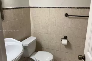 7105 W 13th Ave, Hialeah, FL 33014 - Photo 7