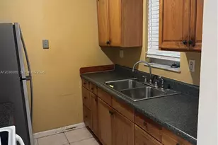 7105 W 13th Ave, Hialeah, FL 33014 - Photo 3