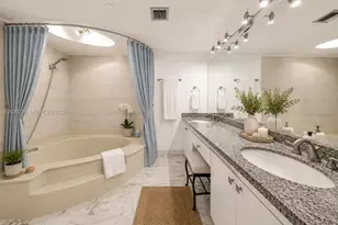 1000 Quayside Terrace, Miami, FL 33138 - Photo 11