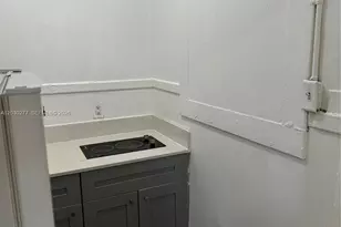 1552 SW 2nd St, Miami, FL 33135 - Photo 3