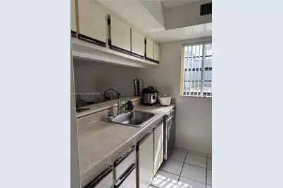 18250 Mediterranean Blvd #2-15, Hialeah, FL 33015 - Photo 13