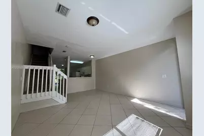 1932 Alamanda Way #1932, Riviera Beach, FL 33404 - Photo 5