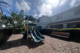 1932 Alamanda Way, Riviera Beach, FL 33404 - Photo 15
