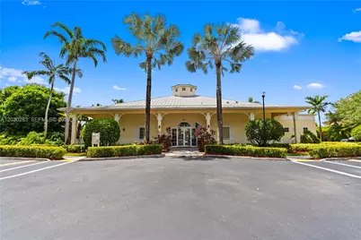 1785 NE 37th Pl, Homestead, FL 33033 - Photo 9
