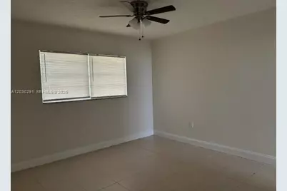 2815 NE 201st Ter #L220, Aventura, FL 33180 - Photo 5
