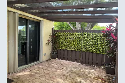 100 Gate Rd #3-63, Hollywood, FL 33024 - Photo 3