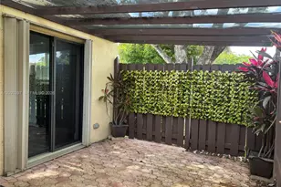 100 Gate Rd, Hollywood, FL 33024 - Photo 3
