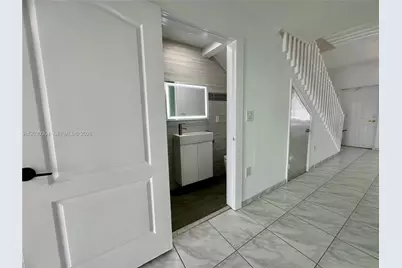 9837 W Okeechobee Rd #805, Hialeah Gardens, FL 33016 - Photo 13