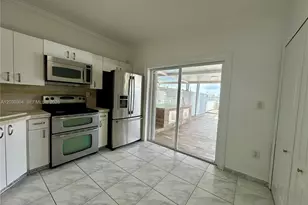 9837 W Okeechobee Rd, Hialeah Gardens, FL 33016 - Photo 5
