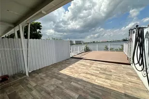 9837 W Okeechobee Rd, Hialeah Gardens, FL 33016 - Photo 17