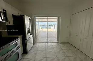 9837 W Okeechobee Rd, Hialeah Gardens, FL 33016 - Photo 9