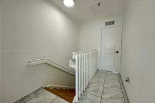 9837 W Okeechobee Rd, Hialeah Gardens, FL 33016 - Photo 27