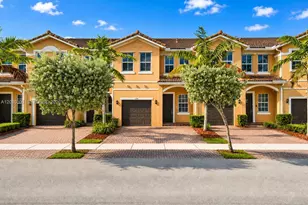 2390 SE 15th St, Homestead, FL 33035 - Photo 1