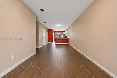 2390 SE 15th St, Homestead, FL 33035 - Photo 11