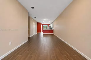 2390 SE 15th St, Homestead, FL 33035 - Photo 11
