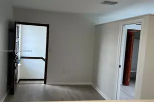 321 SW 71st Ave, Miami, FL 33144 - Photo 11