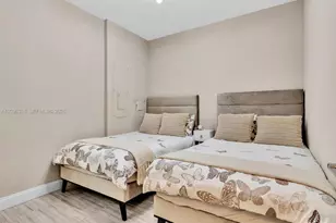 8052 NW 161st Terrace, Miami Lakes, FL 33016 - Photo 27