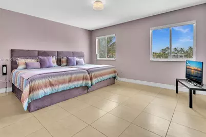 8052 NW 161st Ter, Miami Lakes, FL 33016 - Photo 33