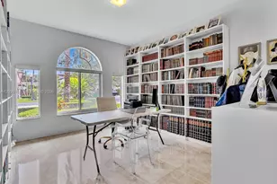 8052 NW 161st Terrace, Miami Lakes, FL 33016 - Photo 23