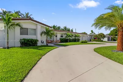2862 NE 35th Ct, Lighthouse Point, FL 33064 - Photo 1