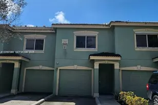280 Crestwood Cir, Royal Palm Beach, FL 33411 - Photo 17