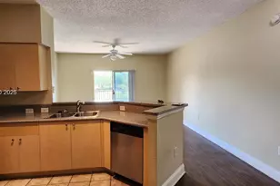 280 Crestwood Cir, Royal Palm Beach, FL 33411 - Photo 11