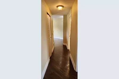 280 Crestwood Cir #204 + GARAGE, Royal Palm Beach, FL 33411 - Photo 7
