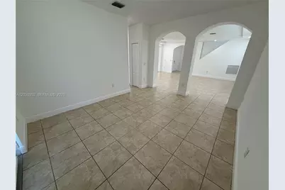 2250 SE 19th Ave, Homestead, FL 33035 - Photo 11