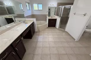 2250 SE 19th Ave, Homestead, FL 33035 - Photo 17